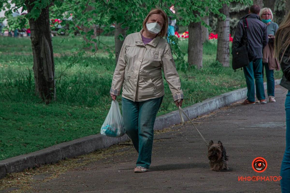 Собанька рада не носить маску