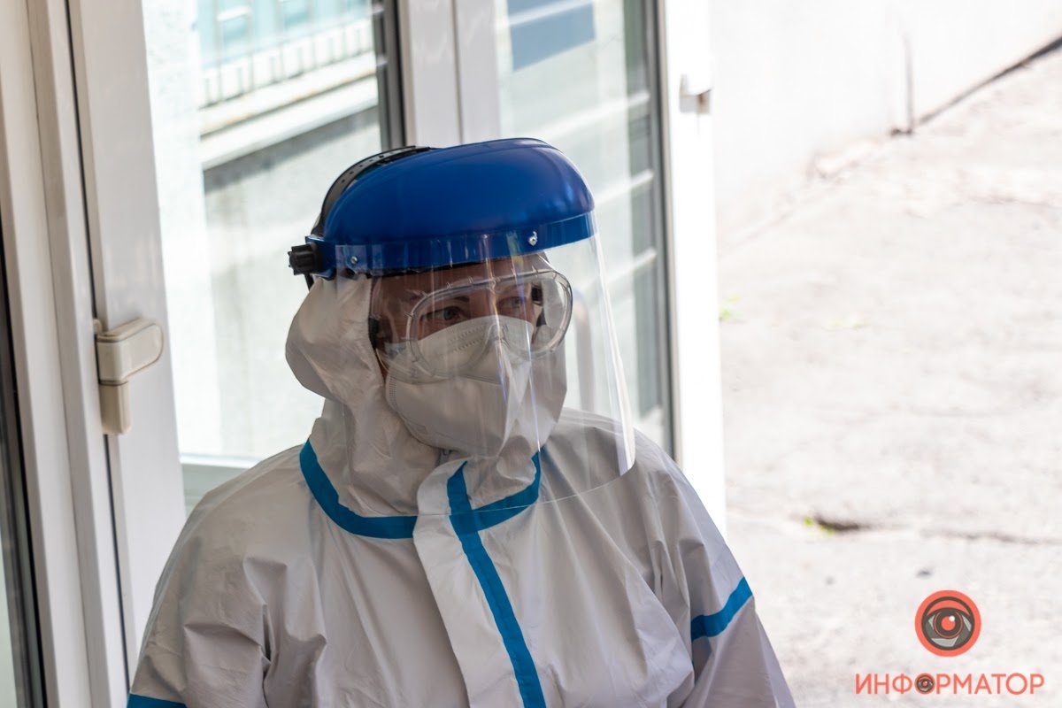 ИНТЕРПАЙП и БФ "Відродження регіону" передали большую партию СИЗ медикам Днепра 8