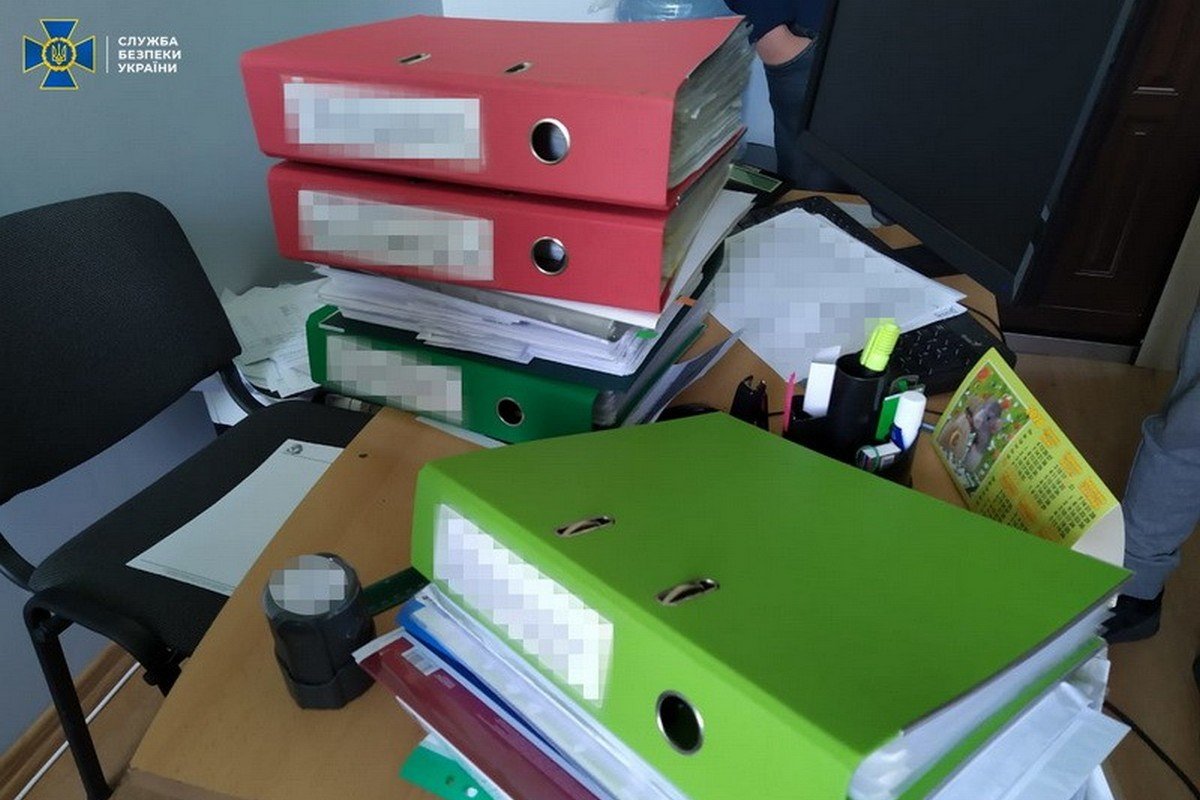 Правоохранители провели ряд обысков в офисах фирм-подрядчиков