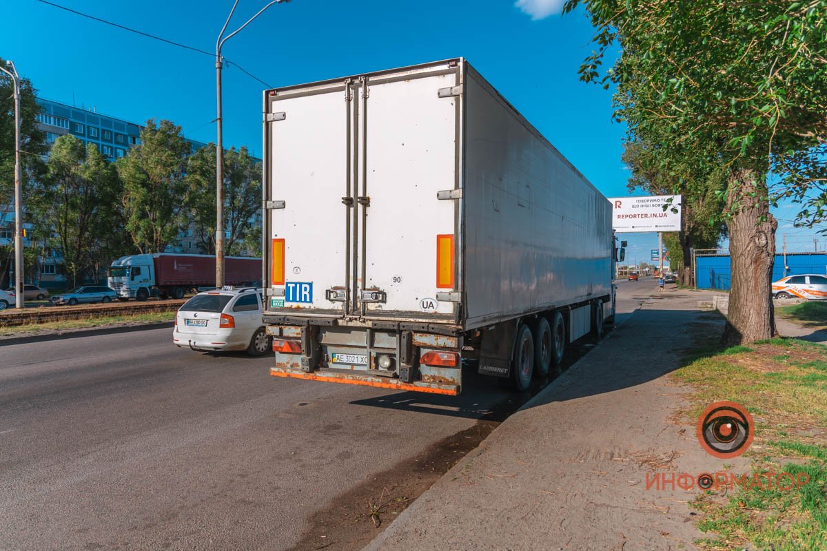 Прицеп полон капусты Прицеп полон капусты