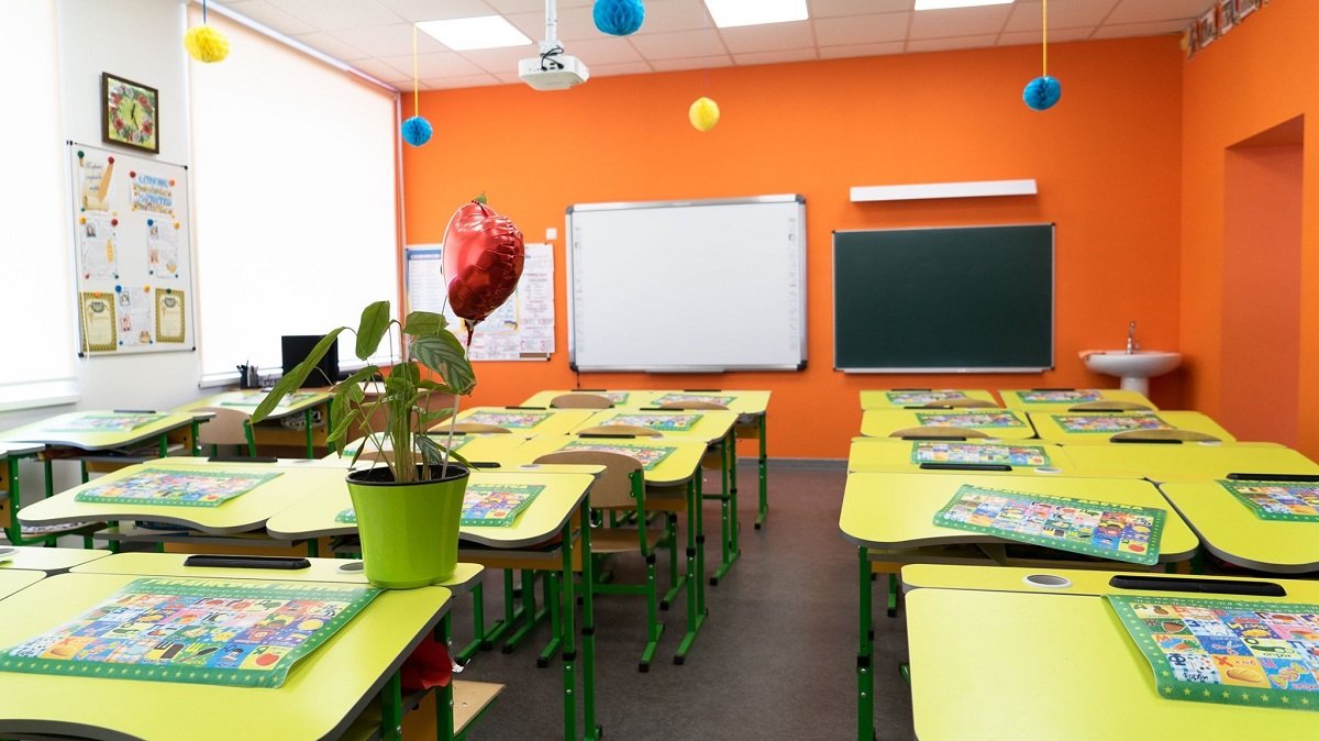 Юрий Голик показал, как идет реконструкция школ на Днепропетровщине 6