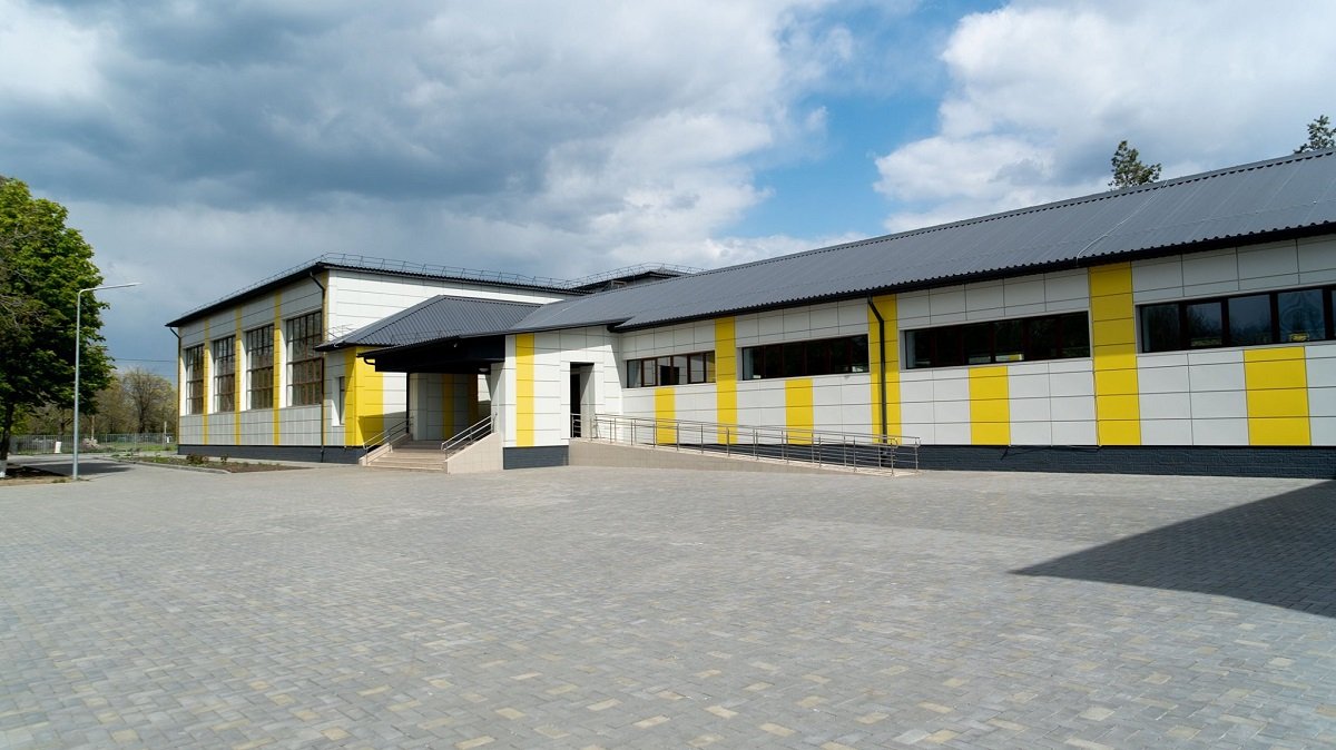 Юрий Голик показал, как идет реконструкция школ на Днепропетровщине 10