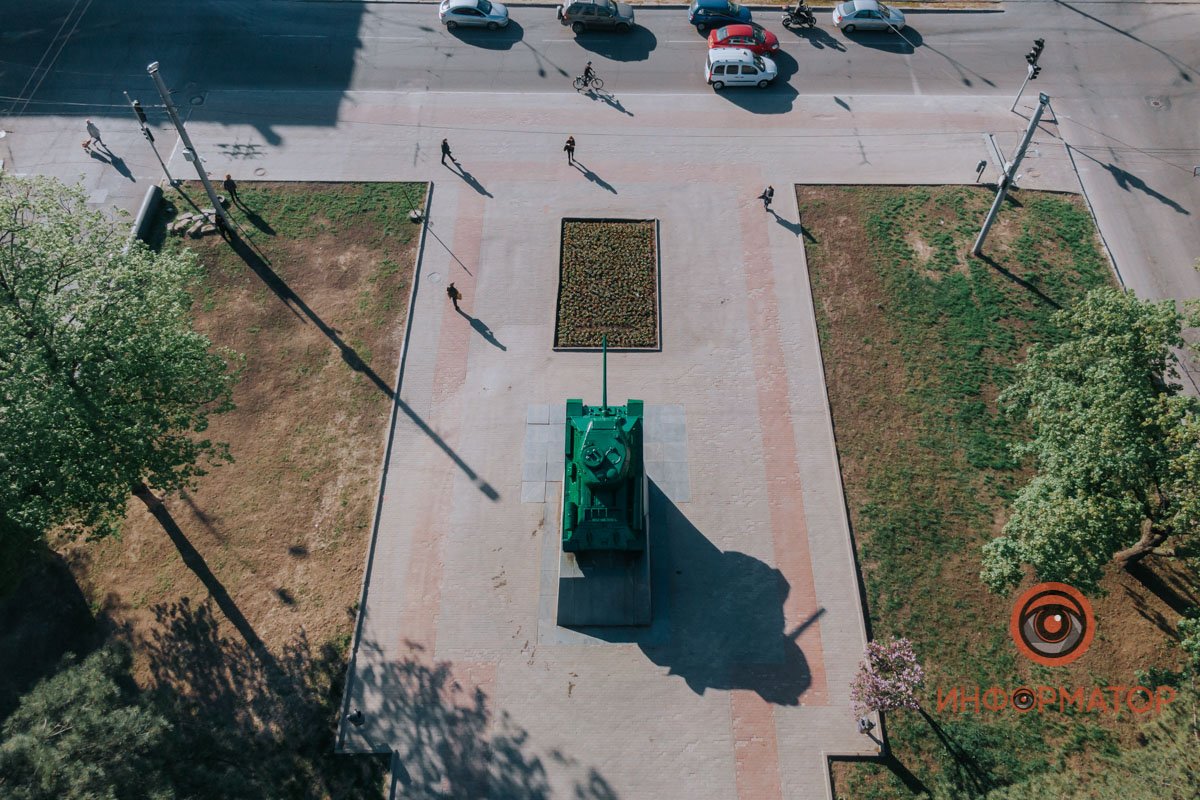 Монумент планировали перенести