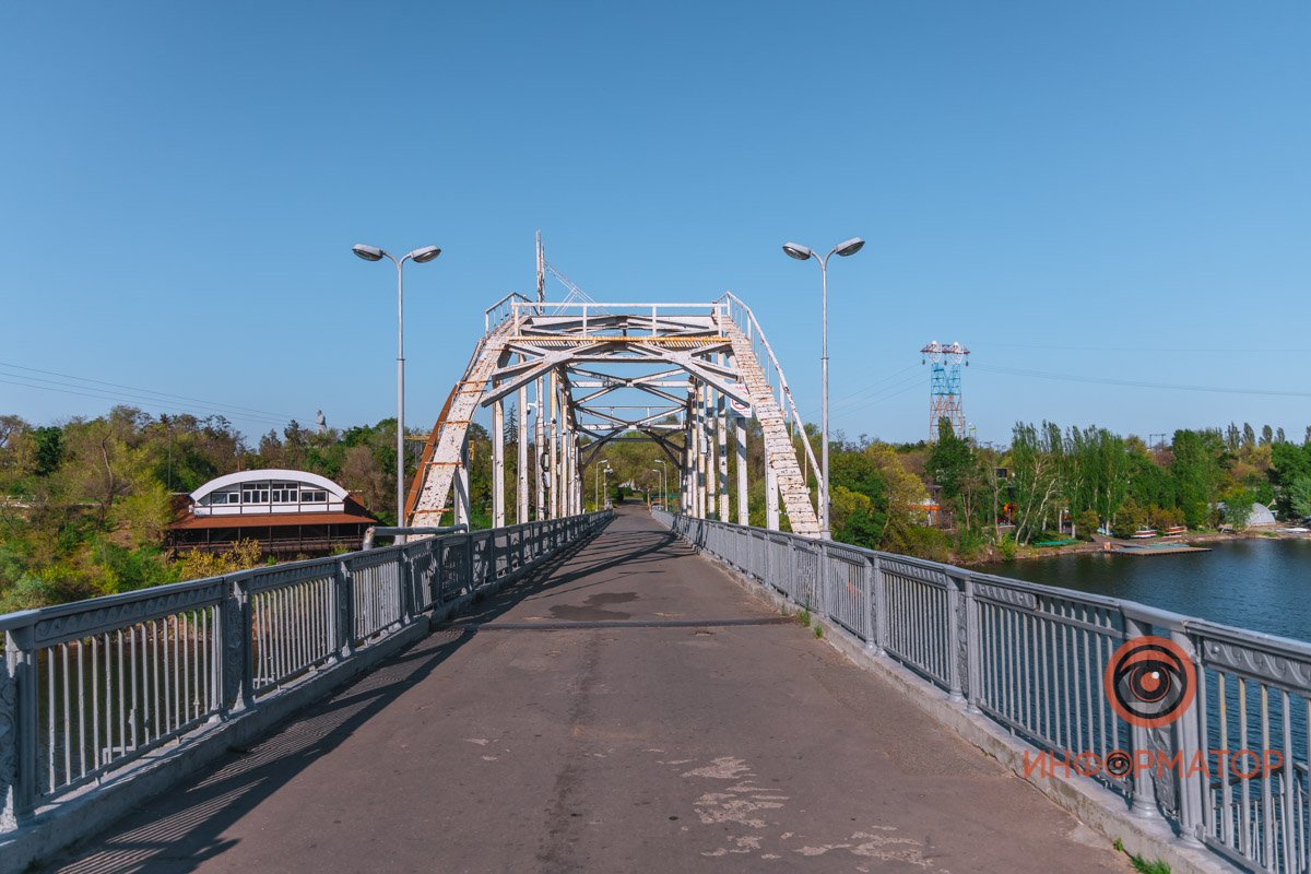 В парк не пропускают В парк не пропускают