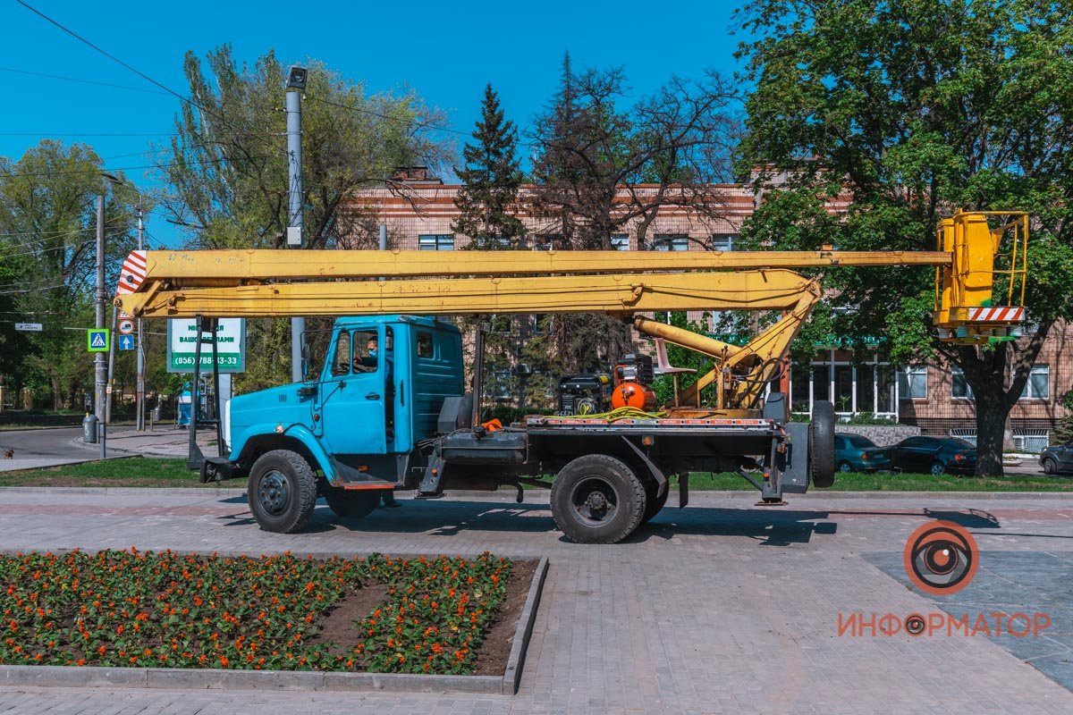 Работа кипит