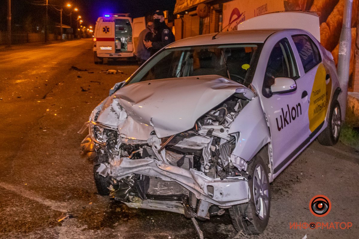 На место оперативно прибыли медики и правоохранители На место оперативно прибыли медики и правоохранители