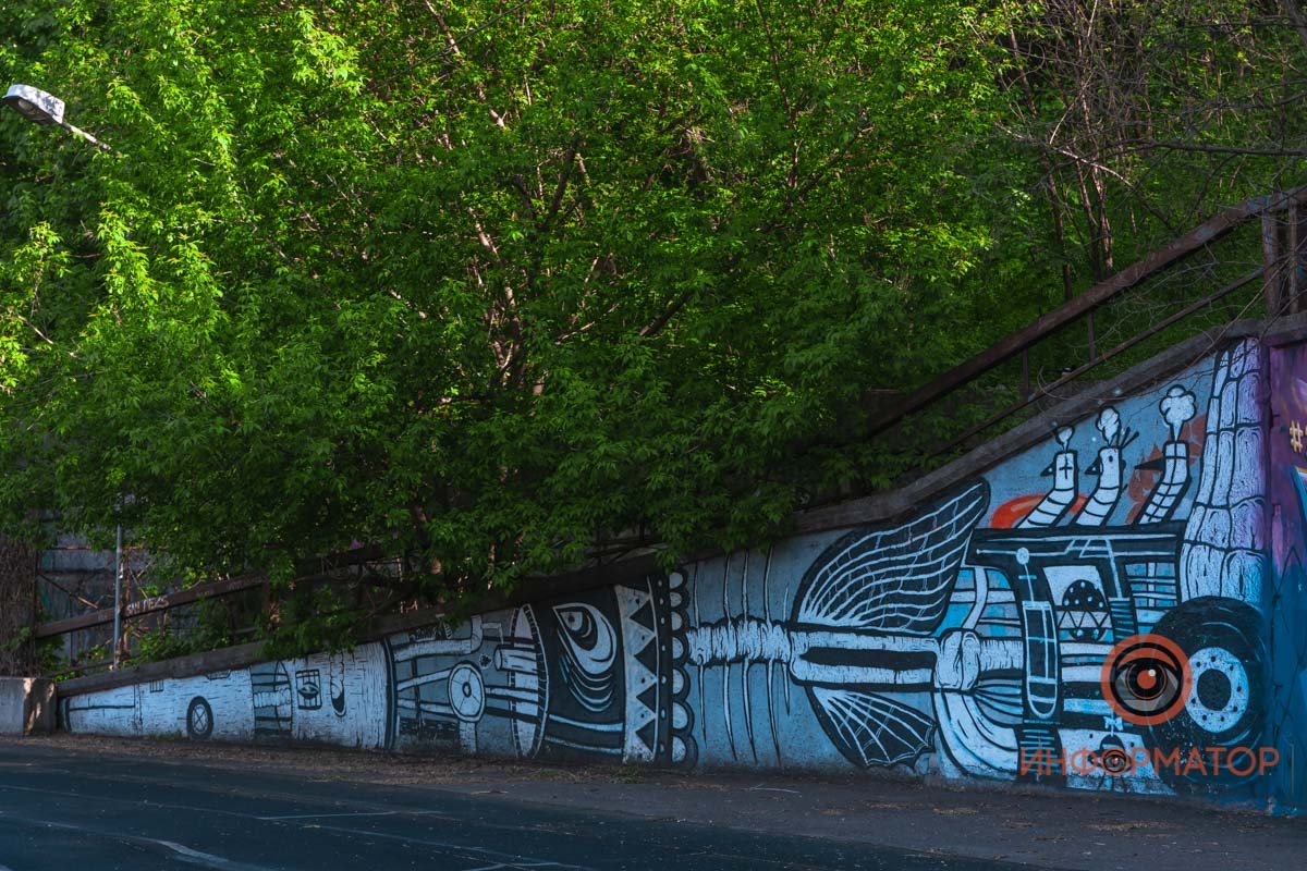 Единственное, что украшает этот стадион Единственное, что украшает этот стадион