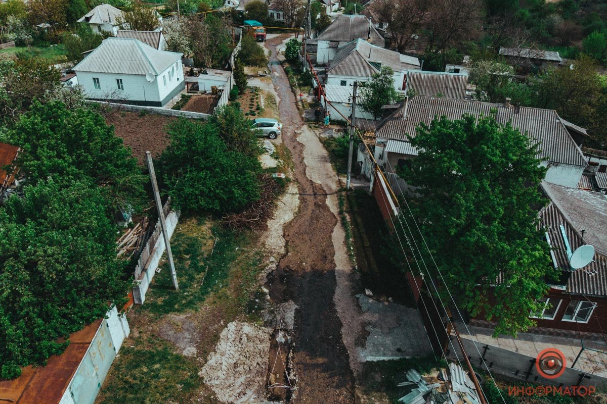 Прорвало трубу с холодной питьевой водой Прорвало трубу с холодной питьевой водой