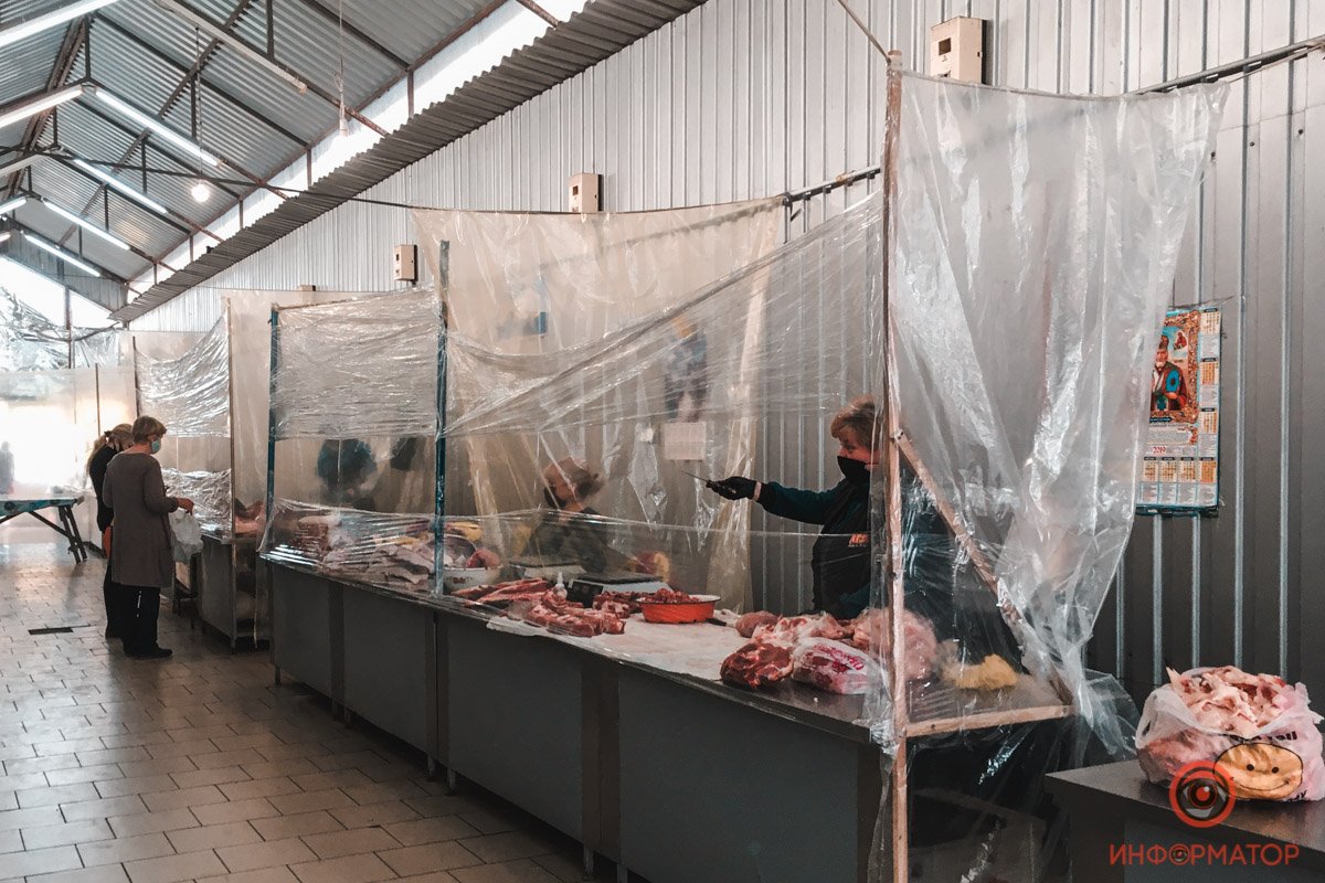 Даже не хочется знать, что стоит справа и зачем