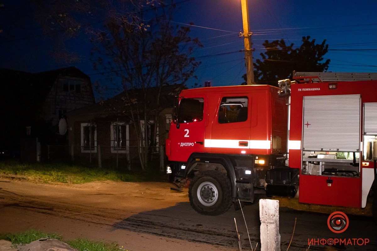 Предварительно, возгорание произошло под крышей Предварительно, возгорание произошло под крышей