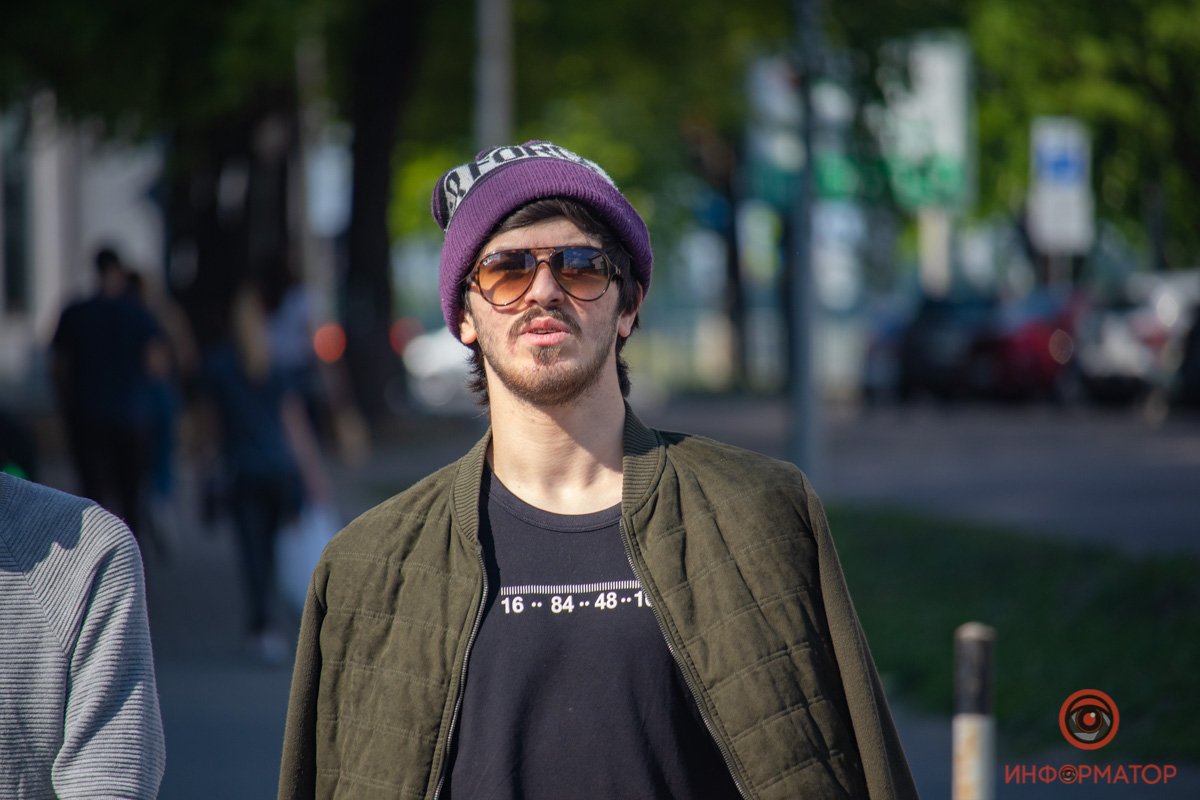 Слишком крут, чтобы надеть маску