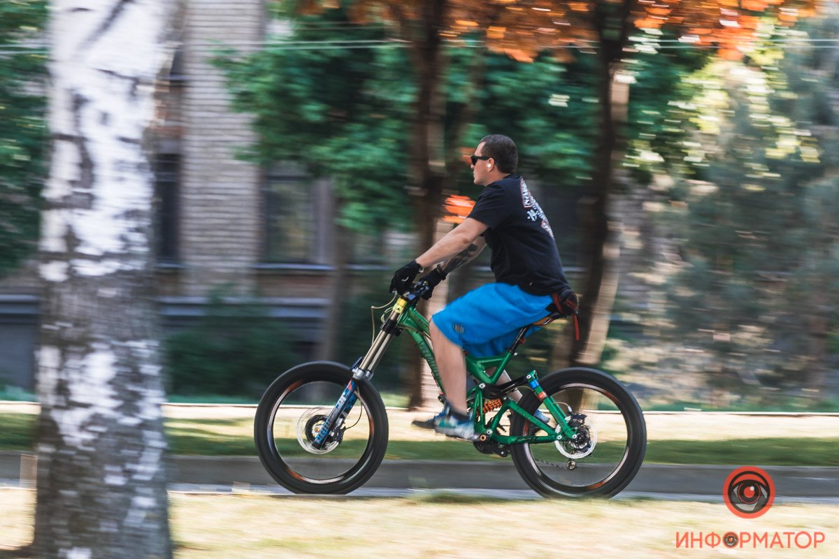 - Стоять! - Я за хлебом....!