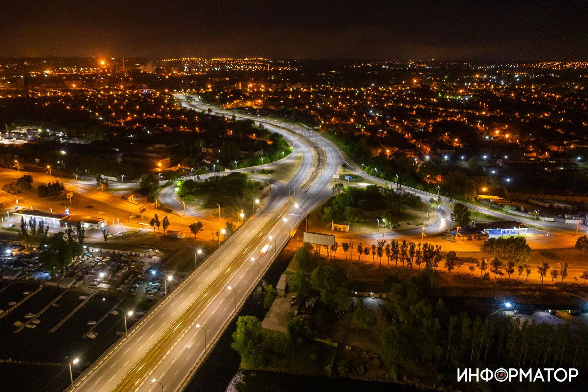 Сложнее заметить в полдень