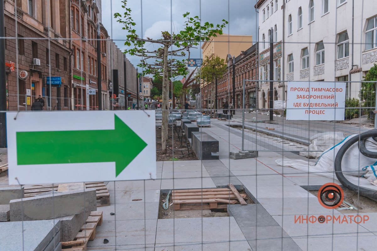 Пешеходная зона ограждена Пешеходная зона ограждена