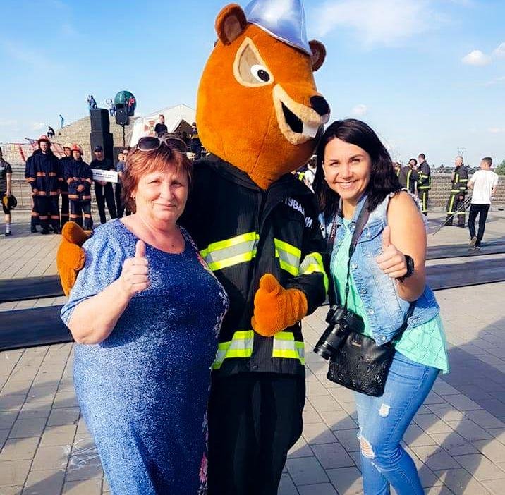 Истории из детства, поздравления и признания: жители Днепра обратились к своим мамам 1