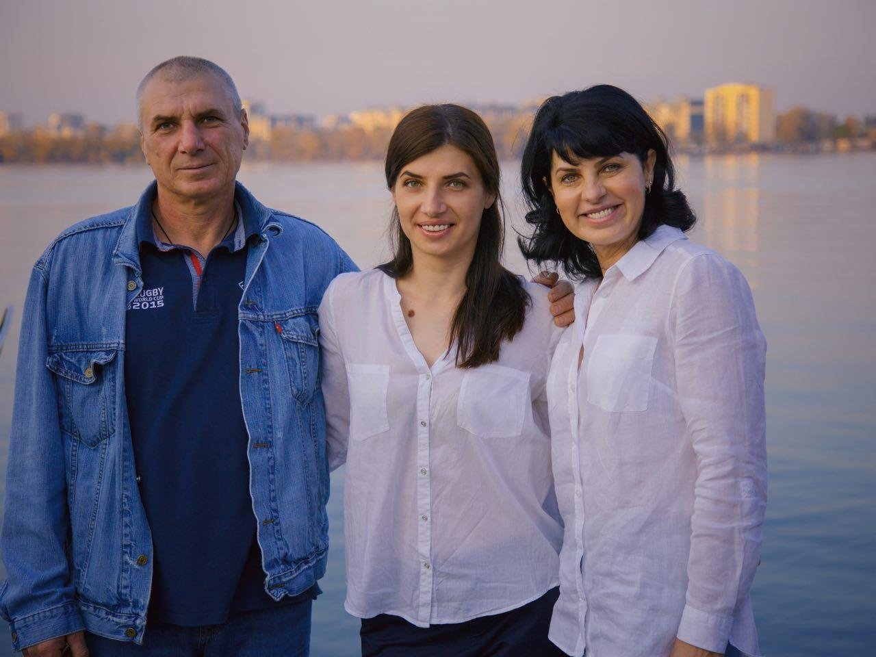 Истории из детства, поздравления и признания: жители Днепра обратились к своим мамам 2