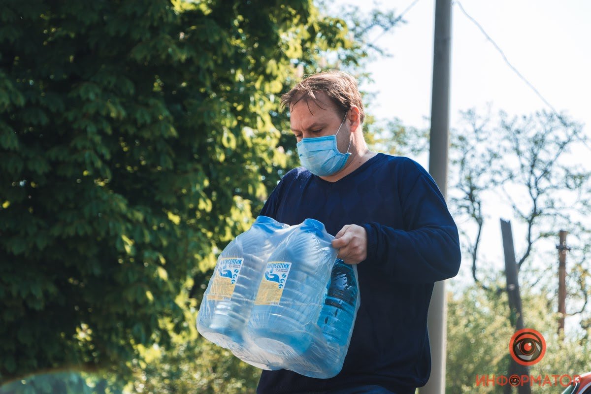 Varus обеспечил больницы в областных центрах и маленьких городах необходимыми средствами защиты 2