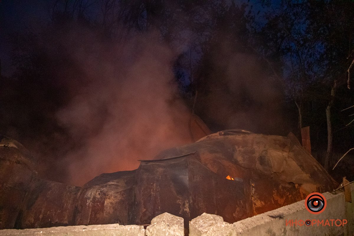 Сообщение о возгорании поступило в 3:18 Сообщение о возгорании поступило в 3:18