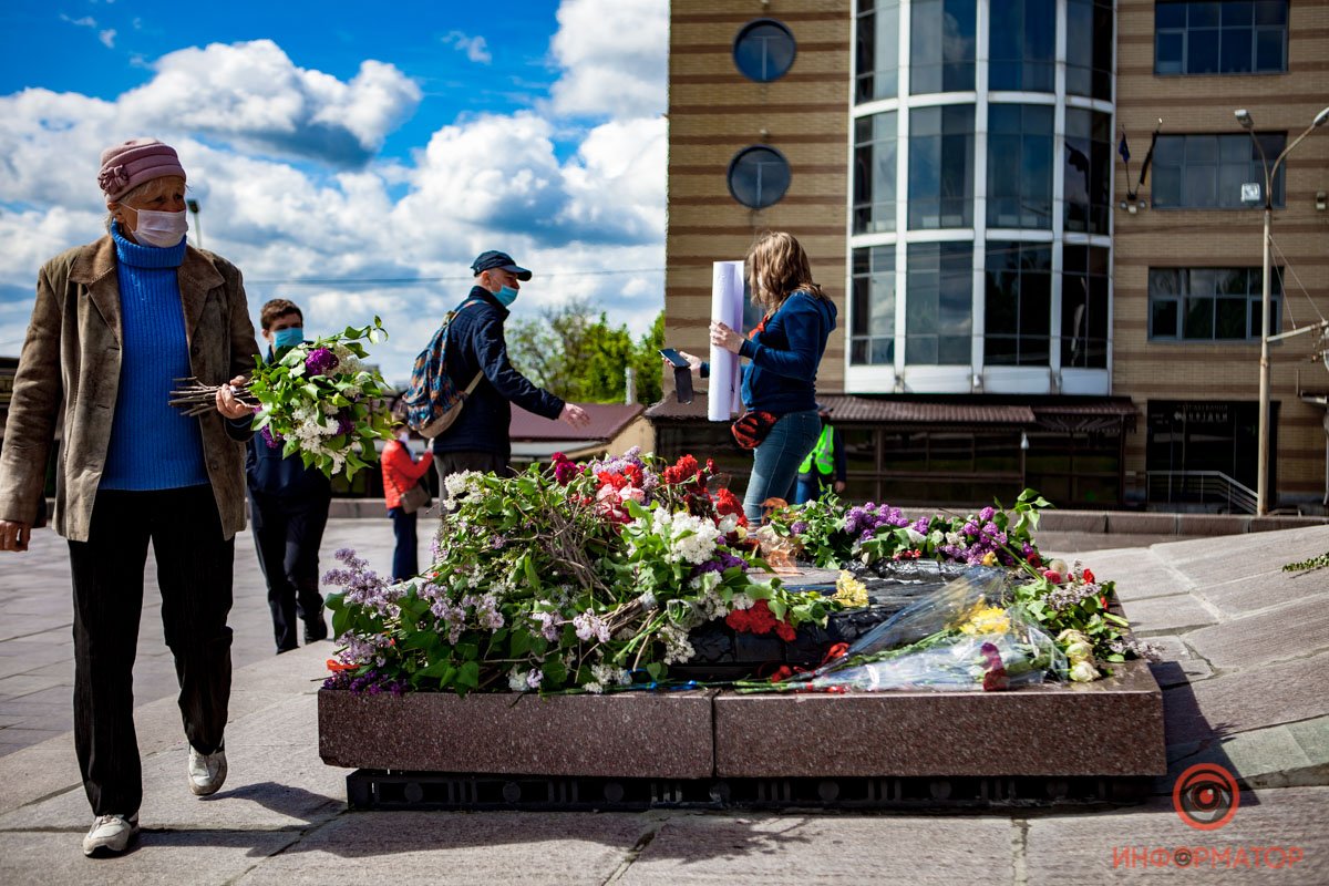 Скромное, тихое, почти семейное мероприятие Скромное, тихое, почти семейное мероприятие