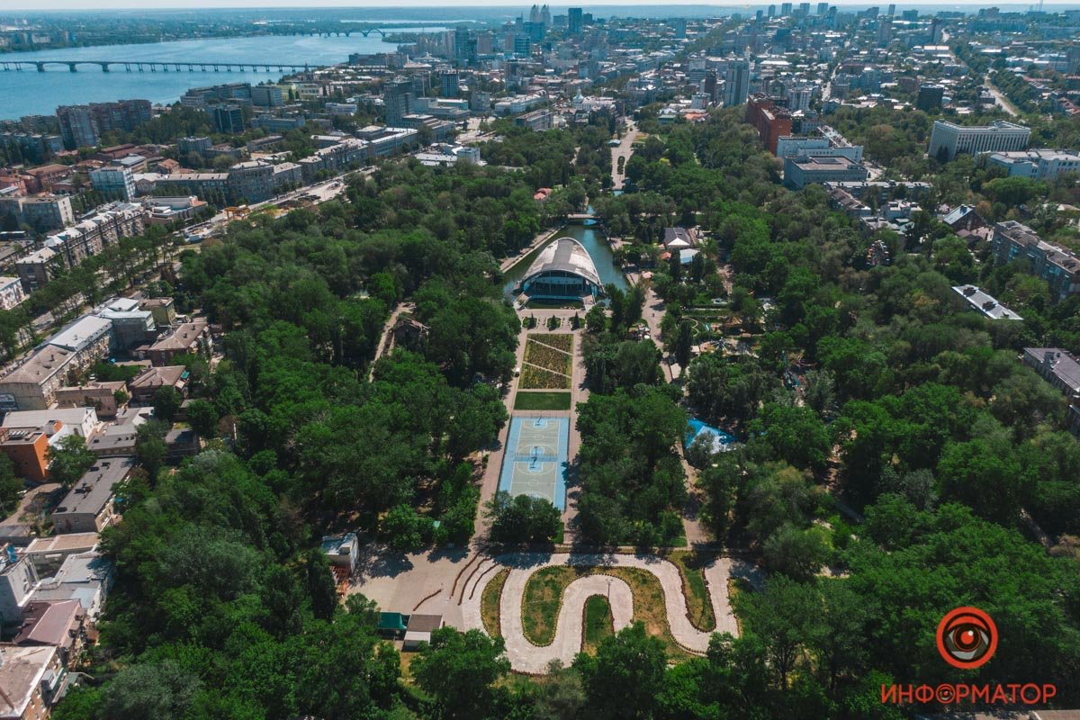 Аттракционы готовят к новому сезону Аттракционы готовят к новому сезону