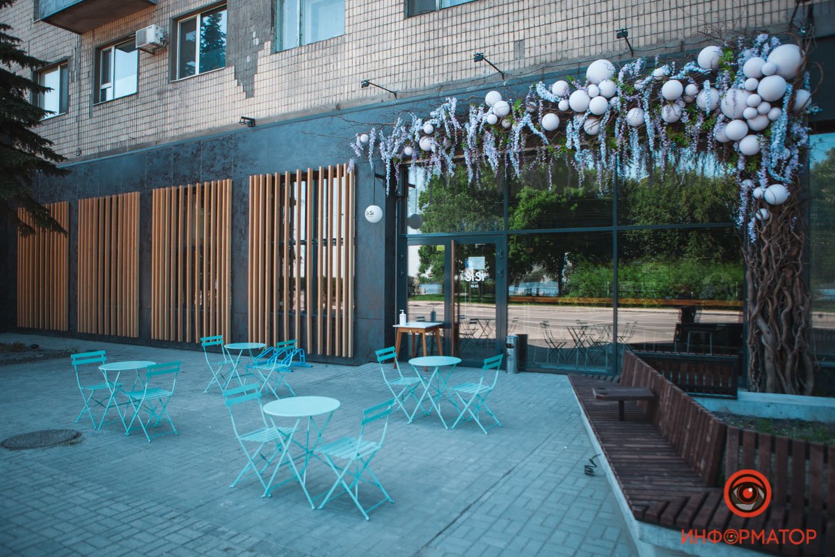 Посетители стесняются или не верят своему счастью Посетители стесняются или не верят своему счастью