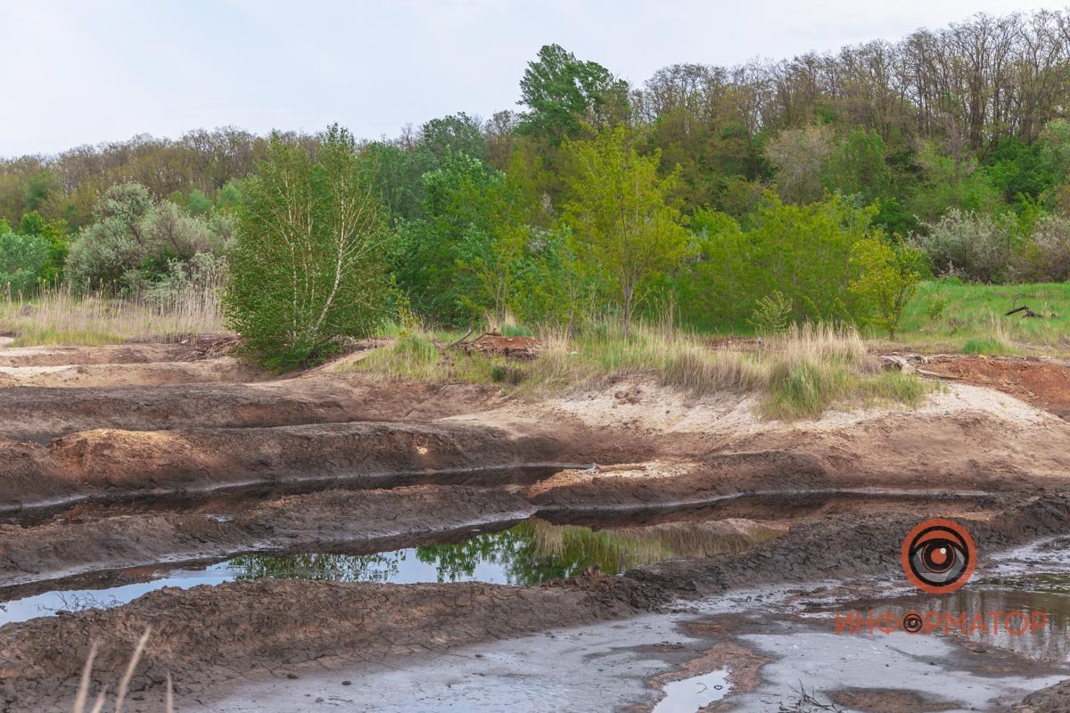 Вода отсюда может травить соседние водоемы Вода отсюда может травить соседние водоемы
