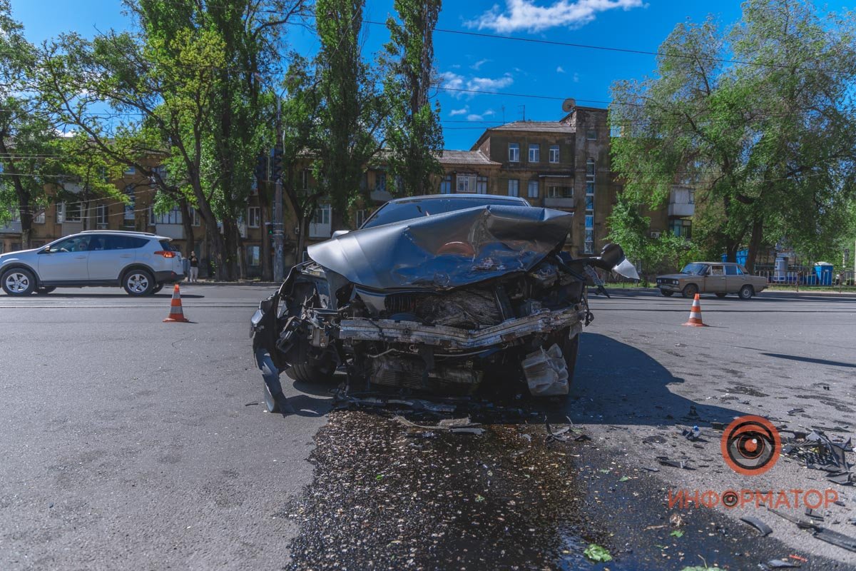 Повреждения BMW Повреждения BMW