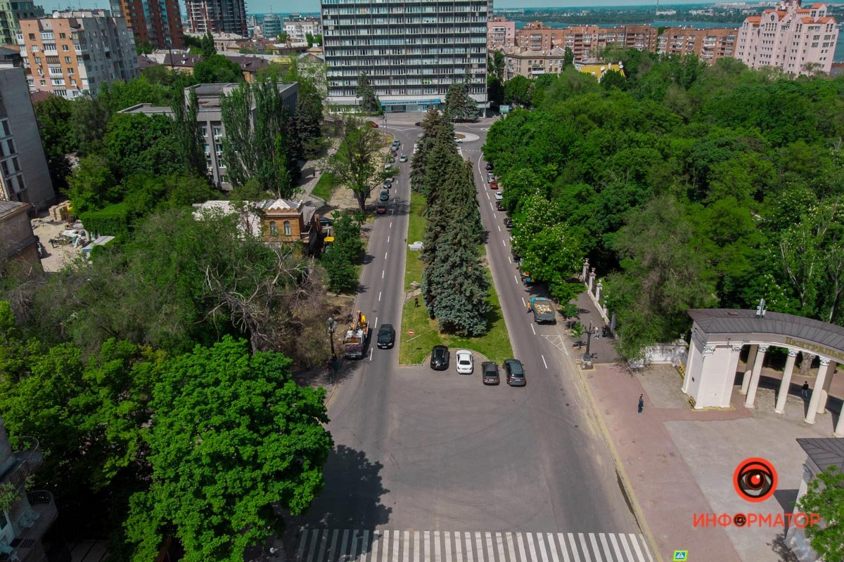 Площадь станет пешеходной Площадь станет пешеходной