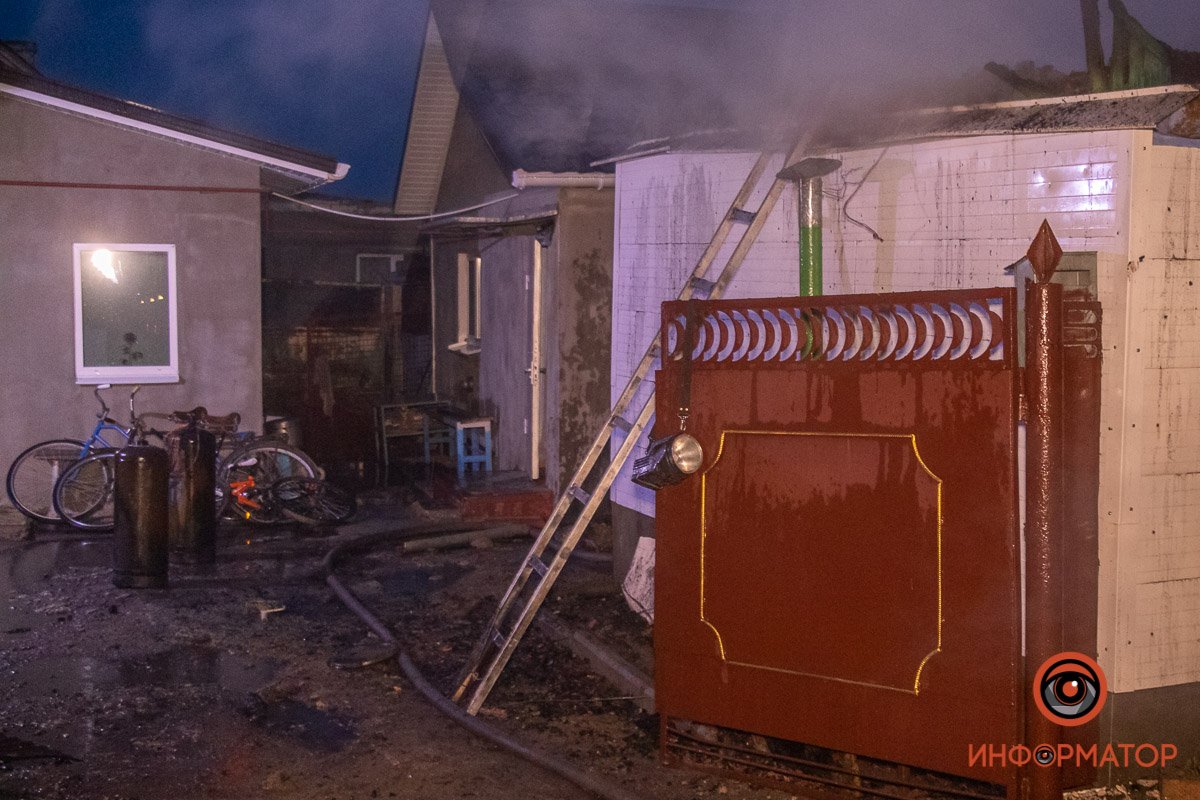 Горели гараж и сарай