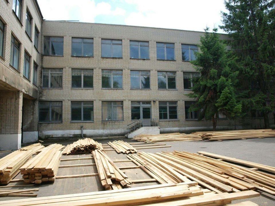 Школа на Днепропетровщине лишила проверяющих дара речи, - Юрий Голик 2