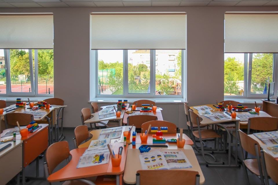 Школа на Днепропетровщине лишила проверяющих дара речи, - Юрий Голик 19