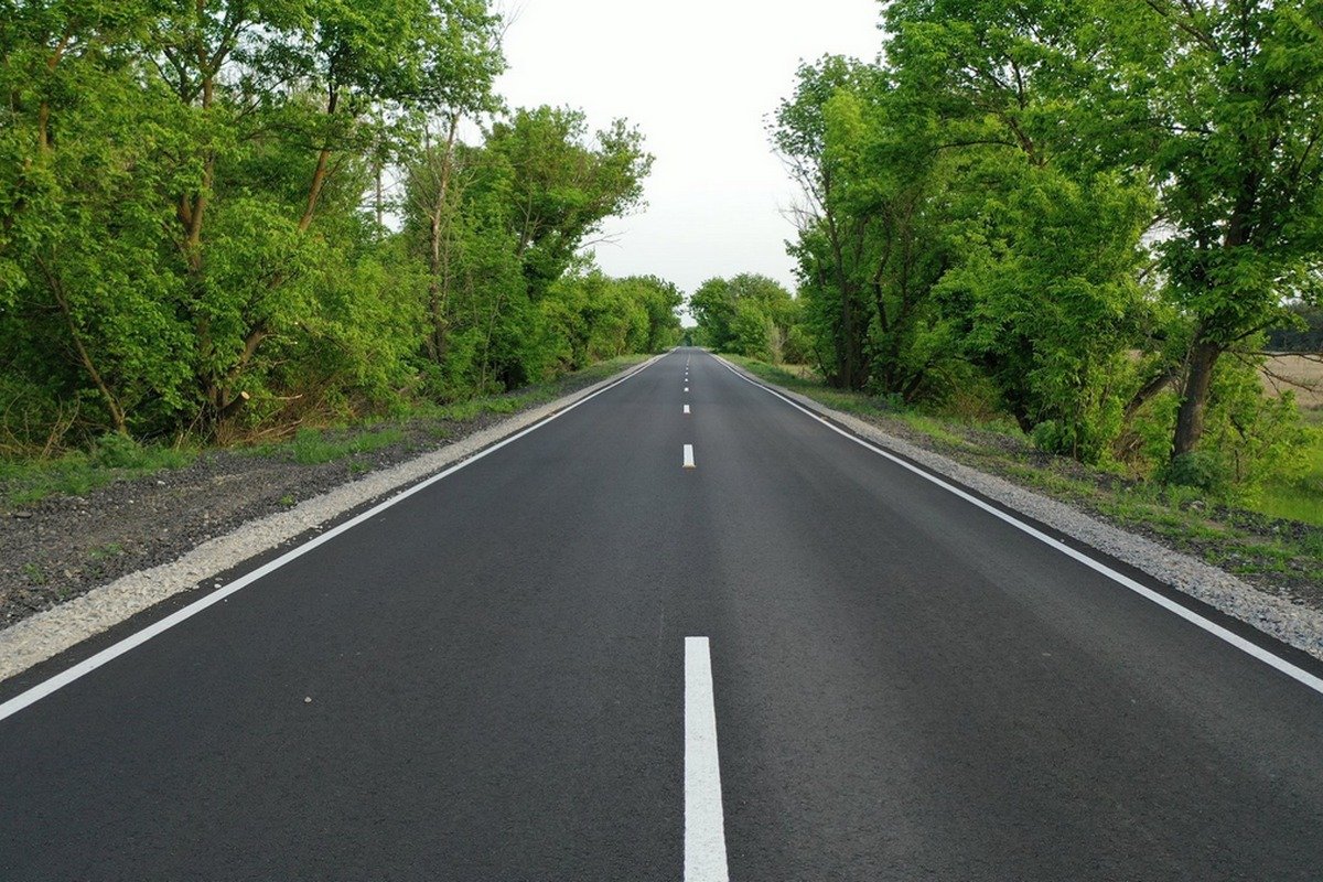 Юрий Голик показал, как идет ремонт дорог на Днепропетровщине 13