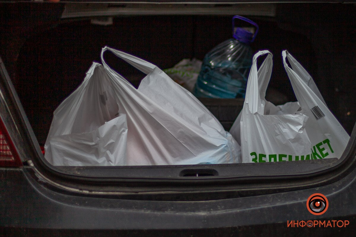 Гангрена и ампутация пальцев: жители Днепра помогли 60-летнему мужчине начать лечение 3