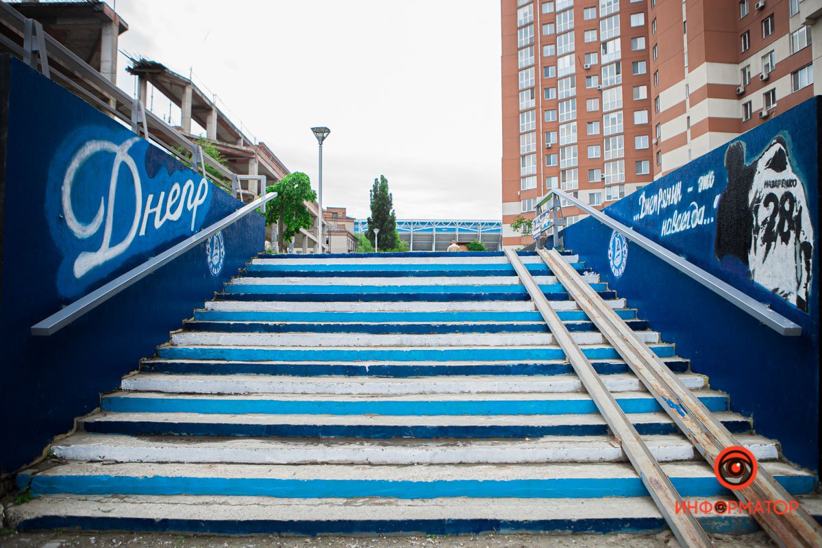 На одном из граффити пропал игрок... На одном из граффити пропал игрок...