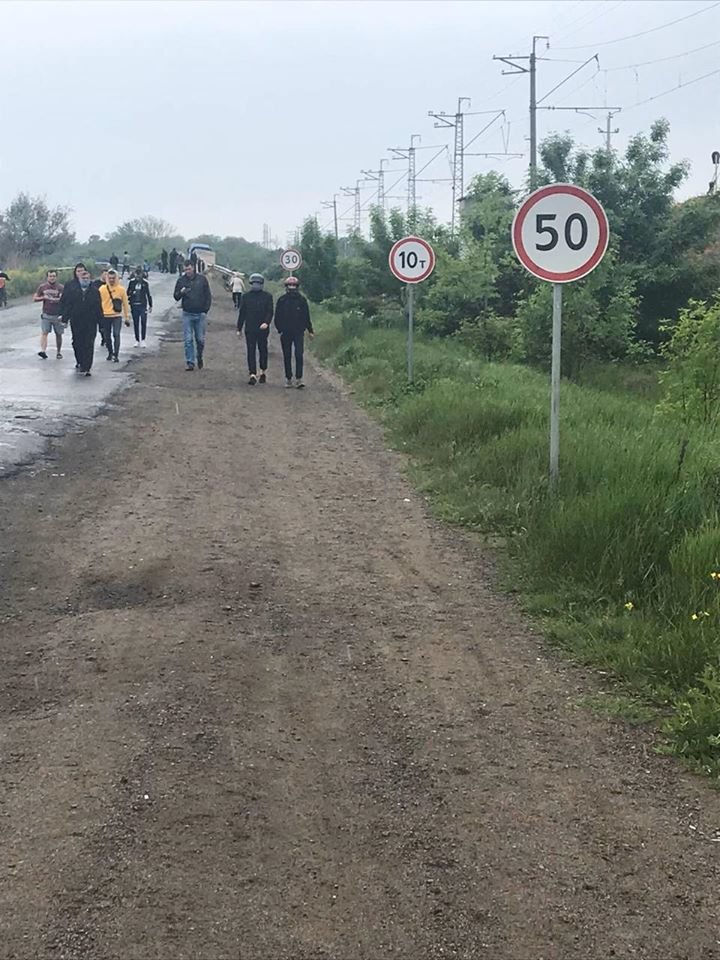 Под Никополем рухнул мост с фурой: комментарий Зеленского и Укравтодора 1