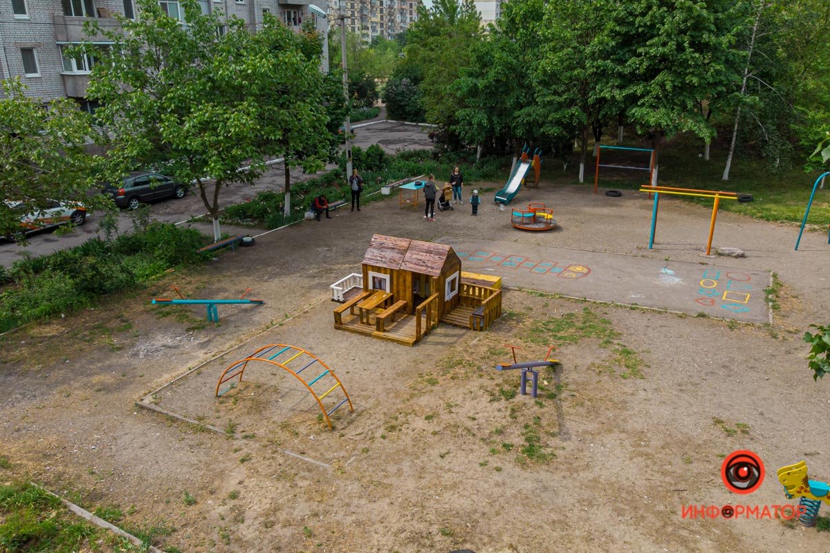 В Днепре родители района сплотились, чтобы построить уникальную детскую площадку 5