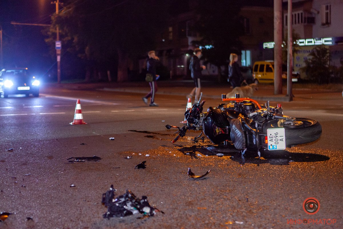 Пострадавшего забрали в 6-ую больницу Пострадавшего забрали в 6-ую больницу