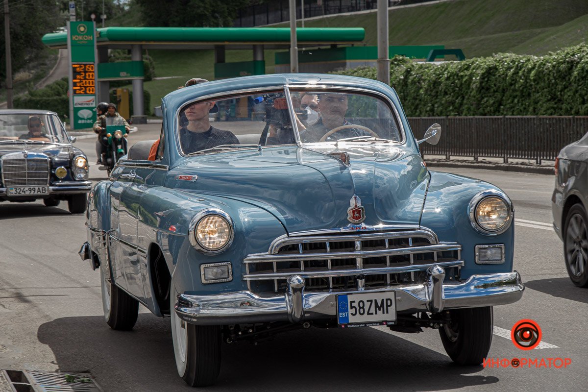 А как блестит... А как блестит...