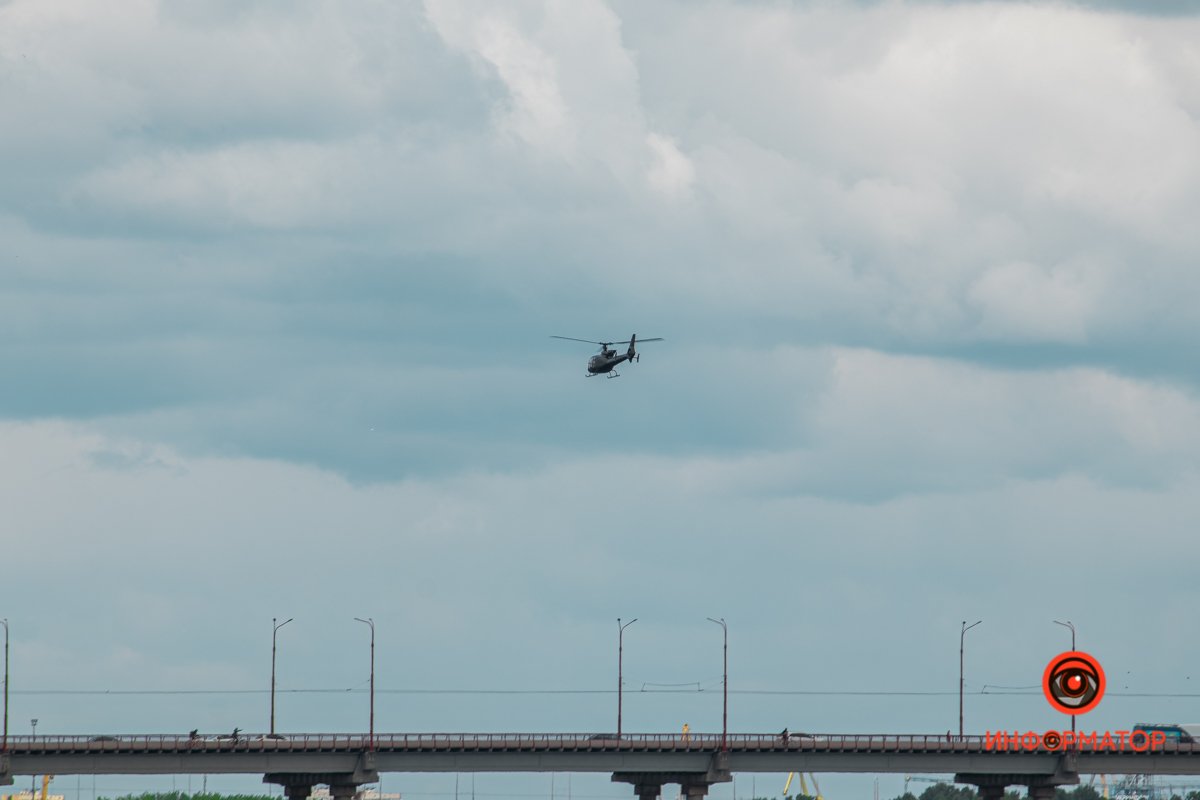В книжках ведь нет никакого проку,