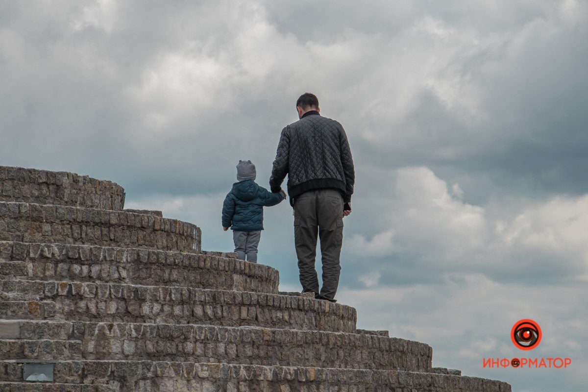 Мама, смотри: я счастлив и безоружен