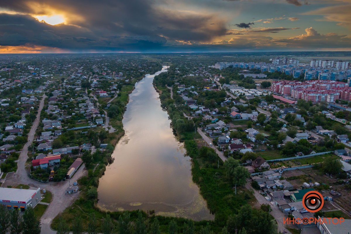 Как в Днепре выглядит закат над озером Куриным 5