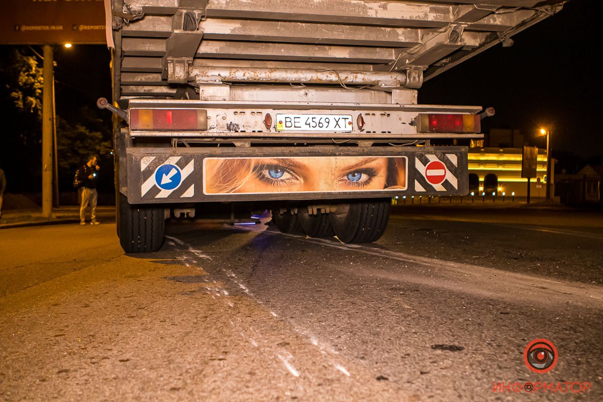 На помощь водителю пришли другие автомобилисты