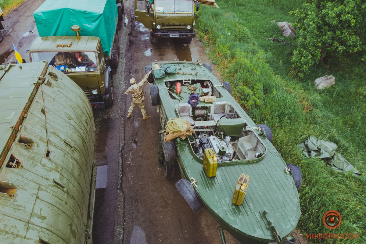 Под Никополем на месте обрушившегося моста открыли понтонную переправу 7