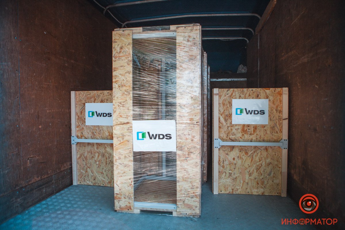 Количество тестов вырастет в 4 раза: БФ Kiddo и компания "МИРОПЛАСТ" передали современное оборудование Днепропетровскому лабораторному центру 1