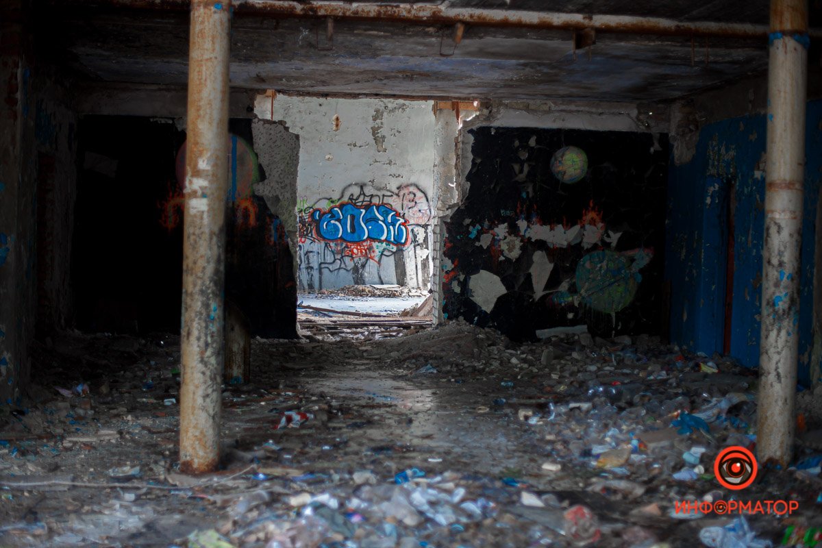 Как в Днепре выглядит заброшенный кинотеатр "Энергия" 3