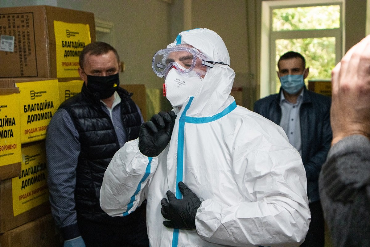 Карантинные итоги: как бизнес подставил плечо помощи медикам Днепропетровщины 5