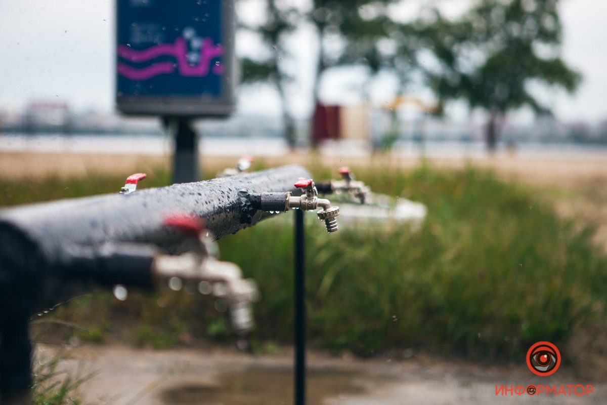 В Днепре пляжи готовы к летнему сезону, а погода - нет 2