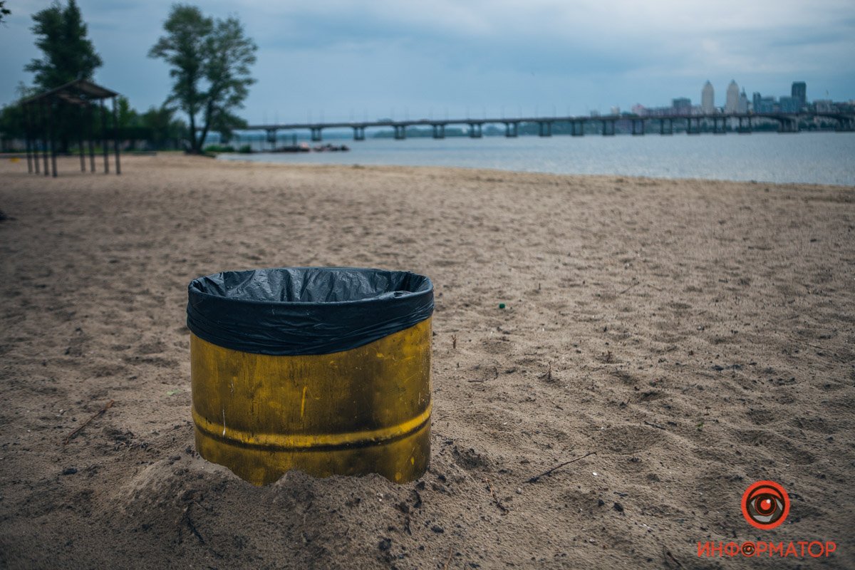 В Днепре пляжи готовы к летнему сезону, а погода - нет 9