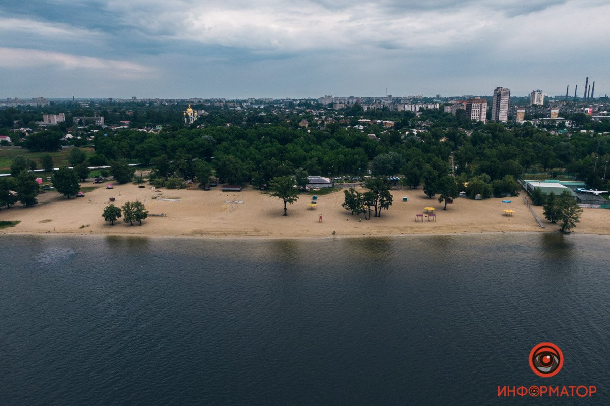 В Днепре пляжи готовы к летнему сезону, а погода - нет 10