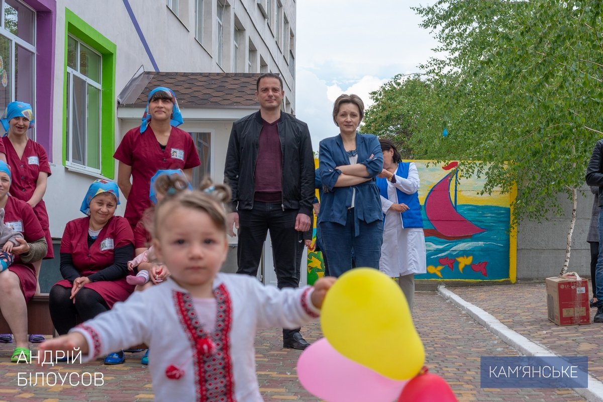 В Каменском отметили День защиты детей 4